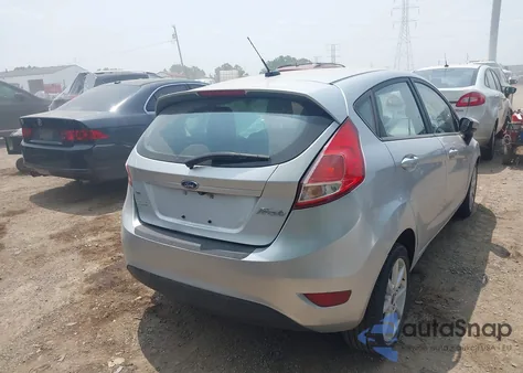 2019 Ford Fiesta Se z USA, uszkodzony, nr VIN 3FADP4EJ0KM107349